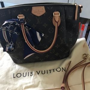 LOUIS VUITTON Monogram Canvas Turenne PM